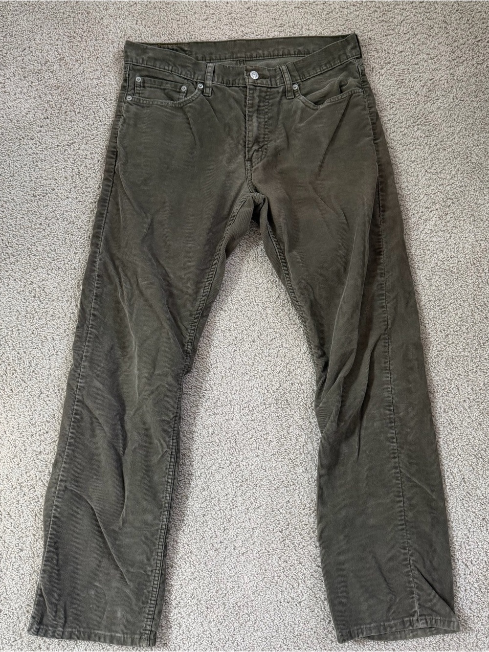 Levi's Men's Corduroy Pants in Olive green 34/32